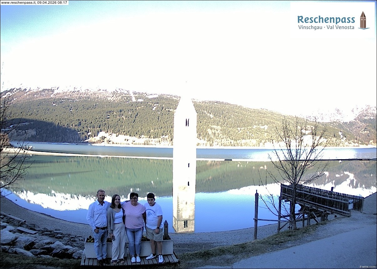 Archiv Foto Webcam Reschensee mit versunkenem Turm