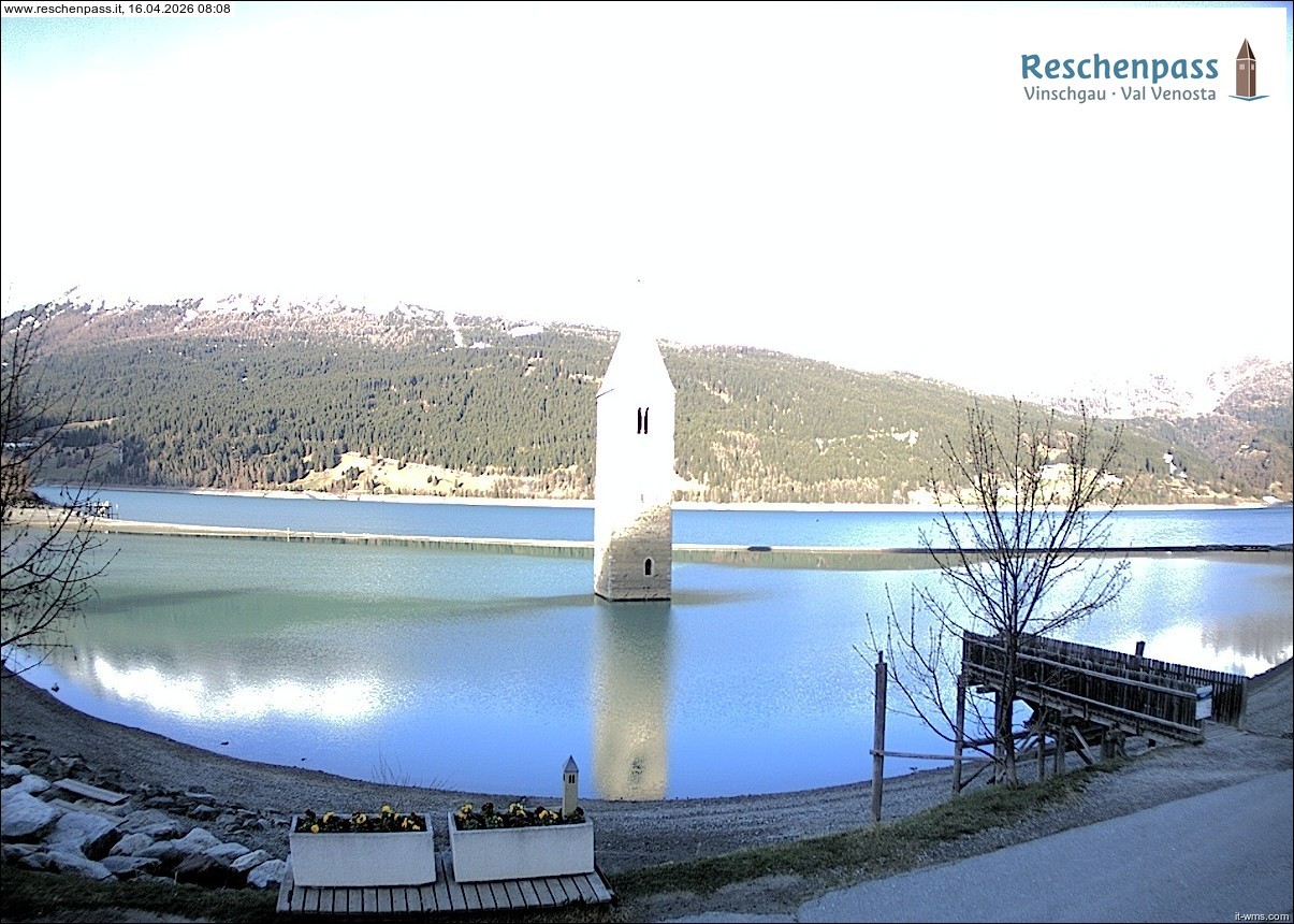 Archiv Foto Webcam Reschensee mit versunkenem Turm