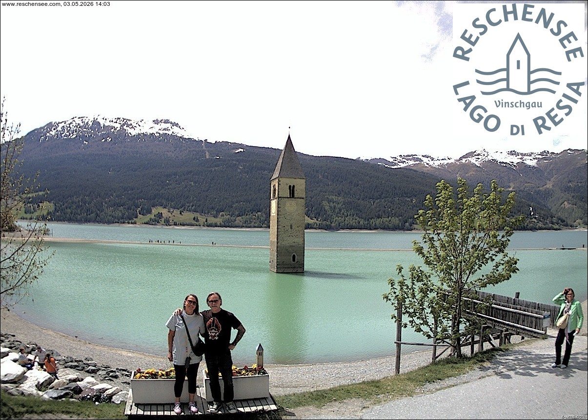 Archiv Foto Webcam Reschensee mit versunkenem Turm