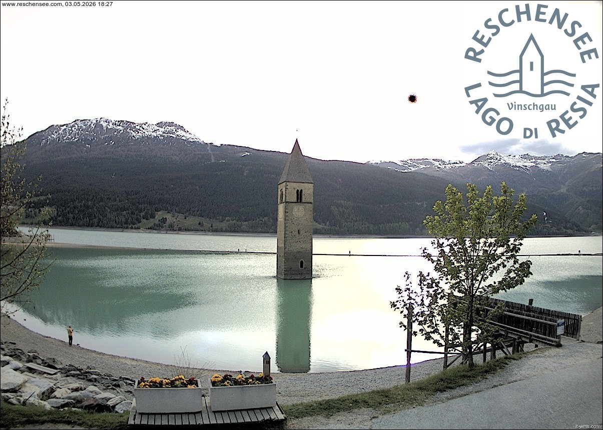 Archiv Foto Webcam Reschensee mit versunkenem Turm