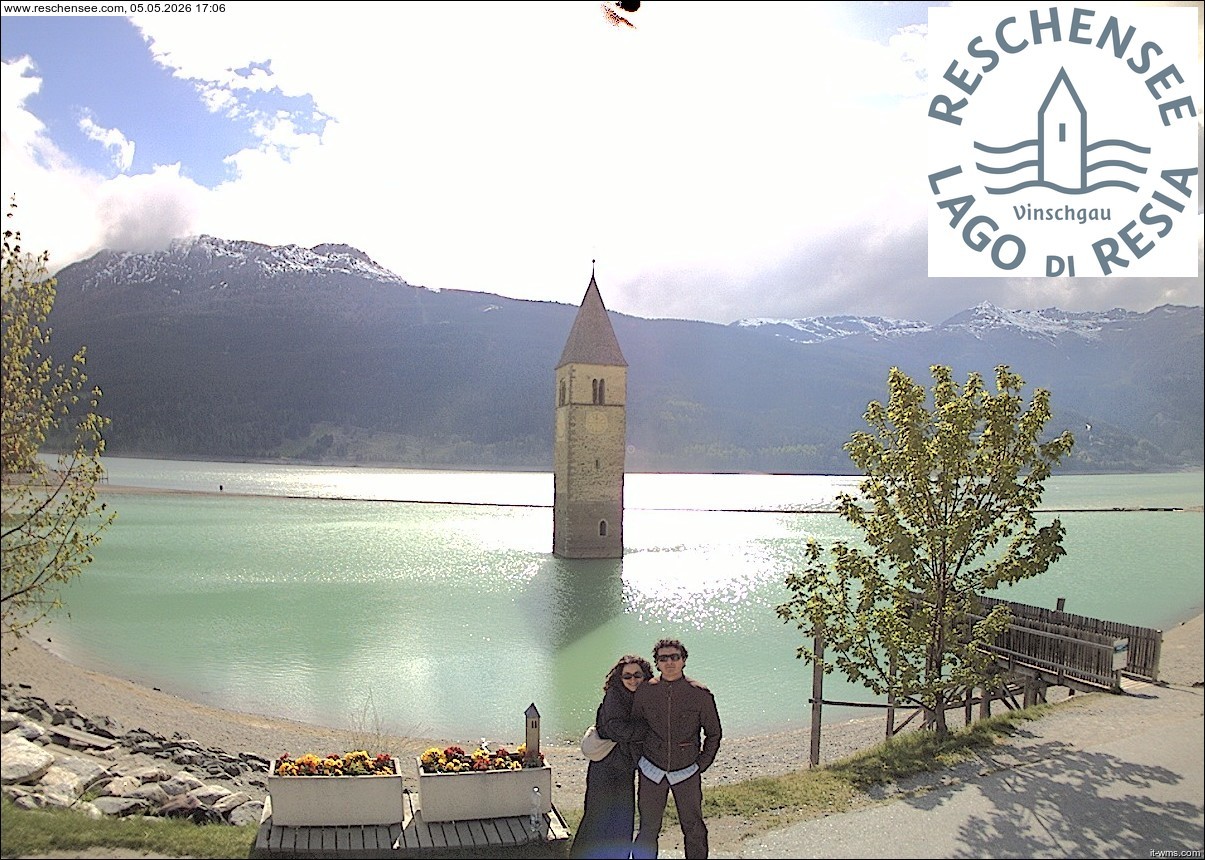 Archiv Foto Webcam Reschensee mit versunkenem Turm