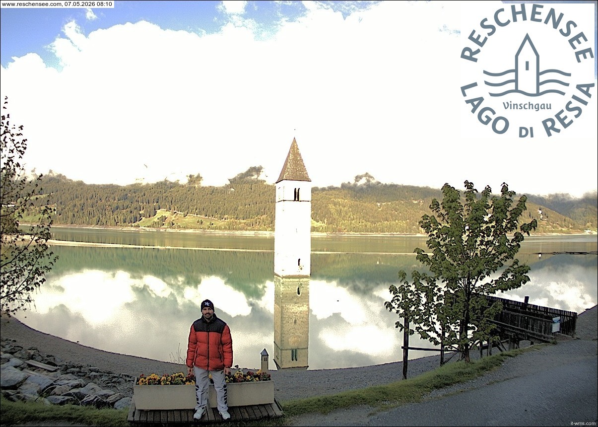 Archiv Foto Webcam Reschensee mit versunkenem Turm