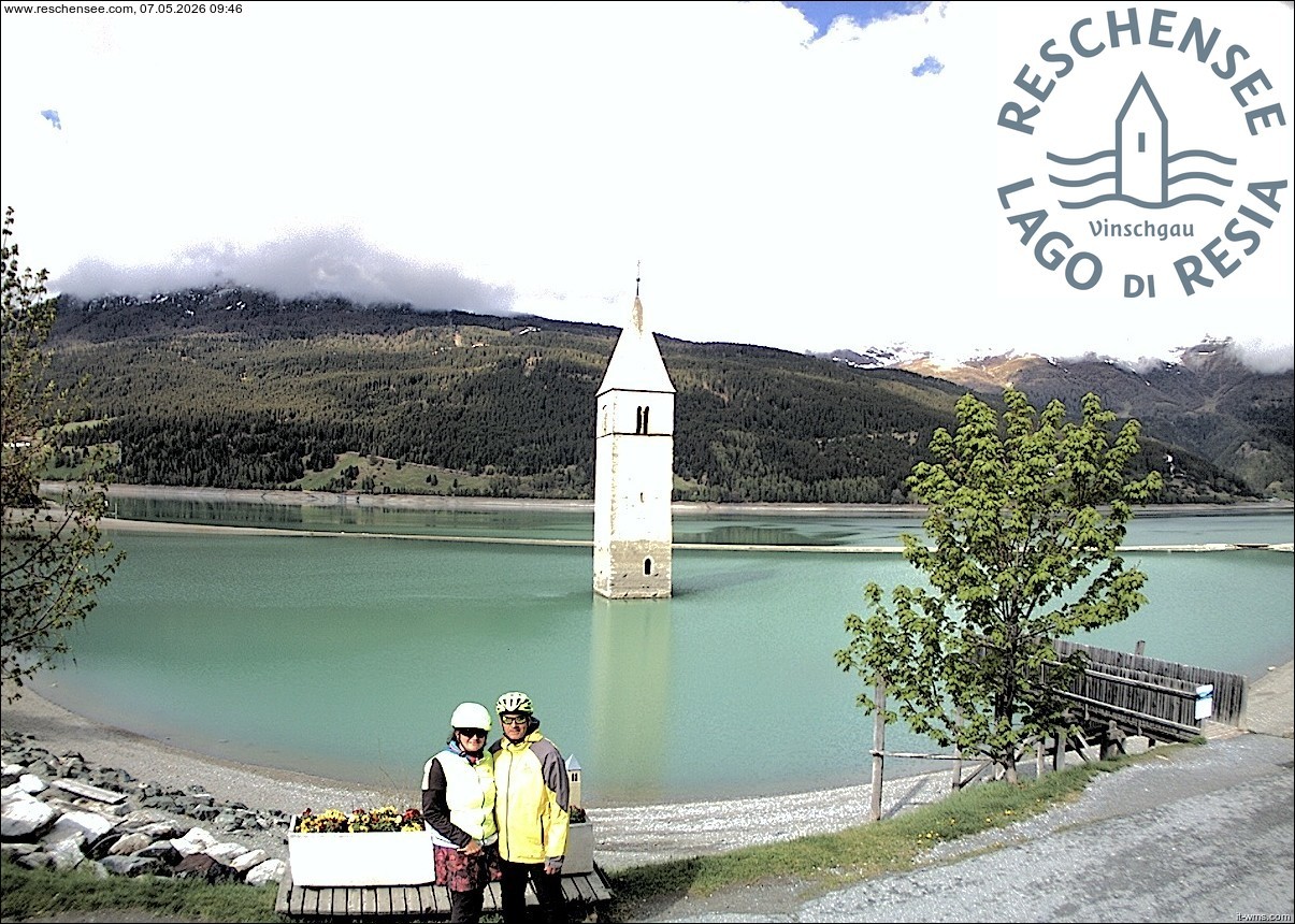 Archiv Foto Webcam Reschensee mit versunkenem Turm