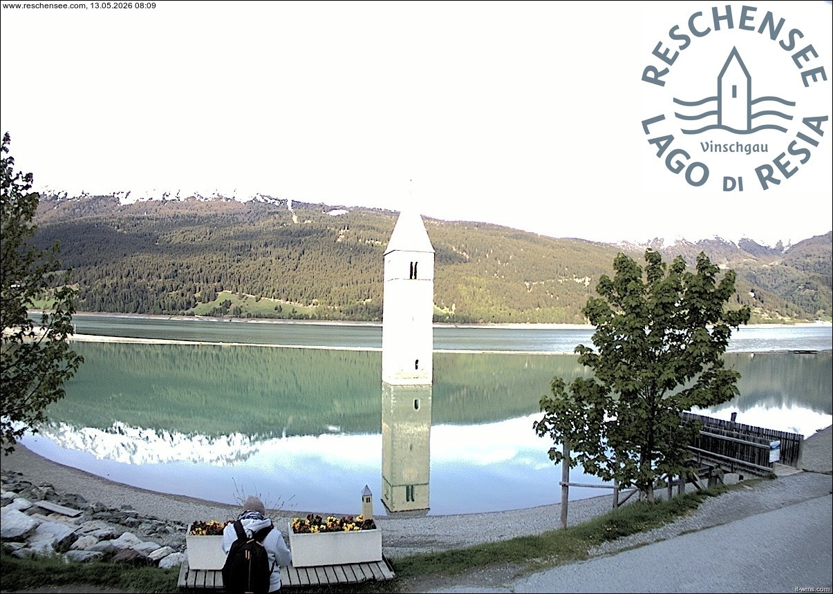 Archiv Foto Webcam Reschensee mit versunkenem Turm