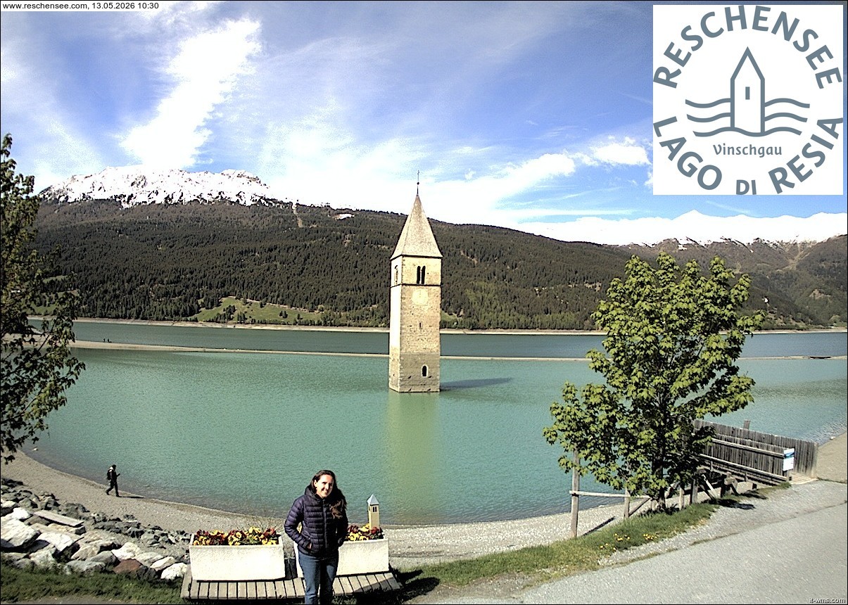 Archiv Foto Webcam Reschensee mit versunkenem Turm