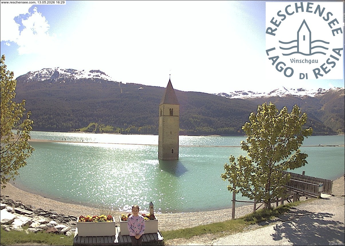 Archiv Foto Webcam Reschensee mit versunkenem Turm