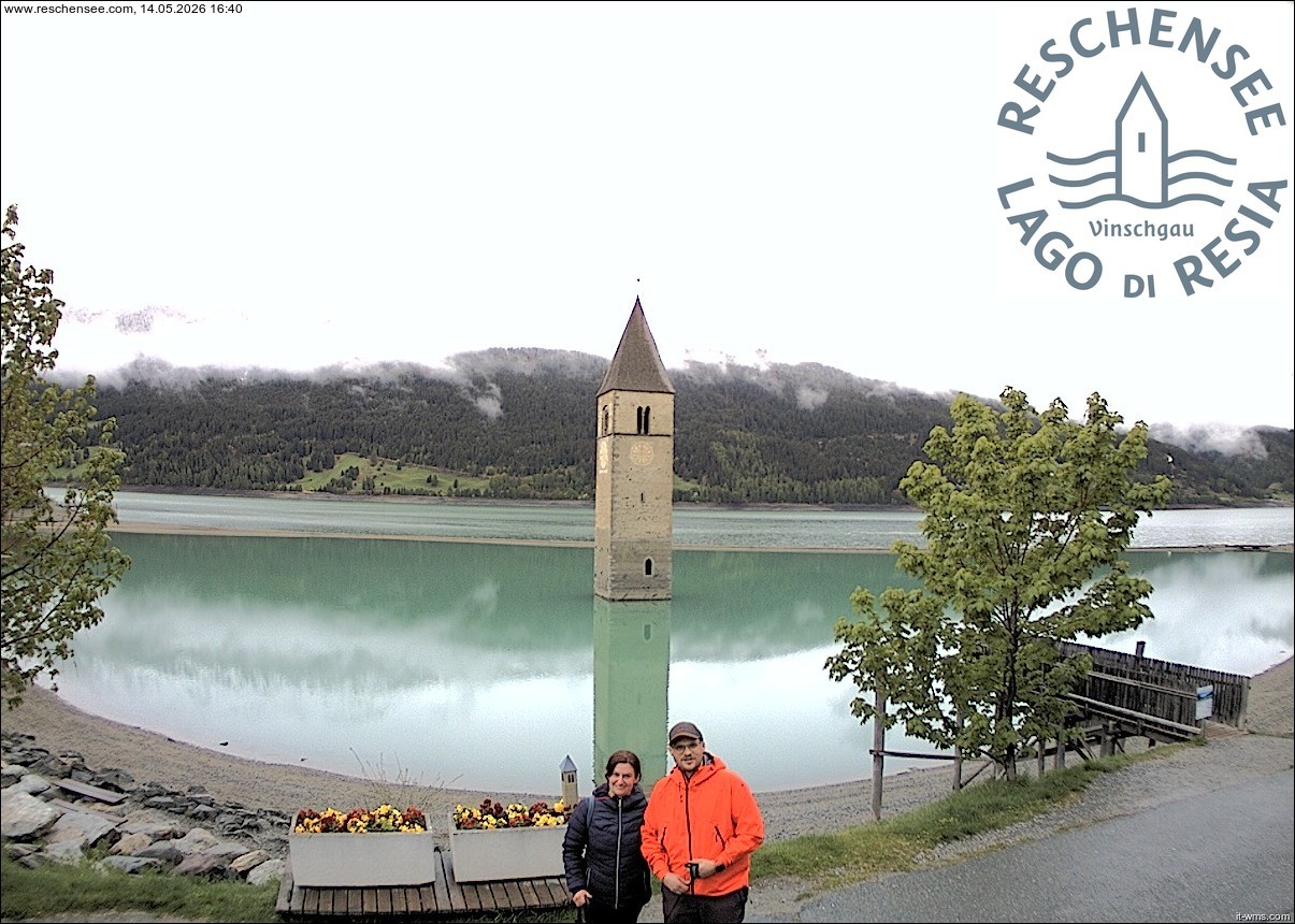 Archived image Webcam Lake Resia and the symbol of Venosta Valley