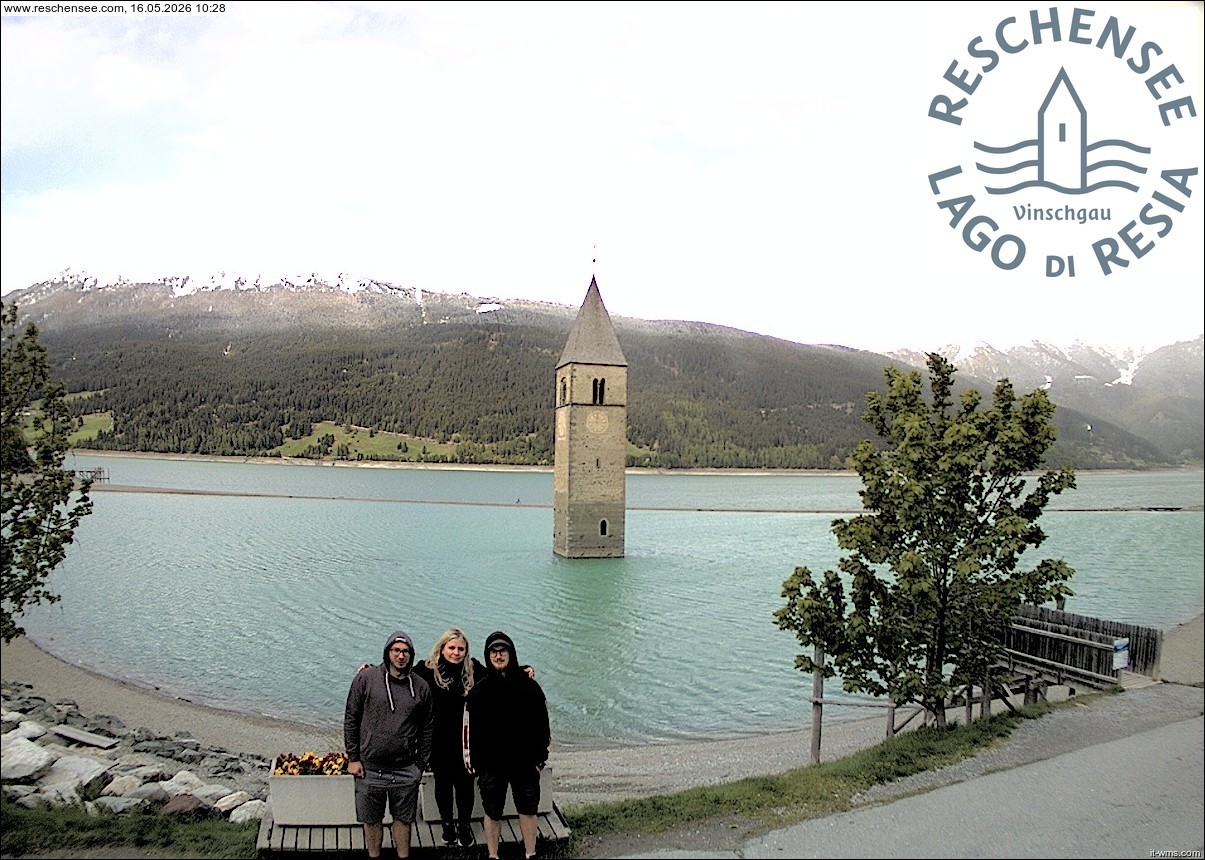 Archiv Foto Webcam Reschensee mit versunkenem Turm