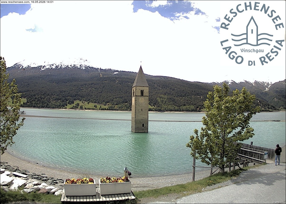 Archiv Foto Webcam Reschensee mit versunkenem Turm
