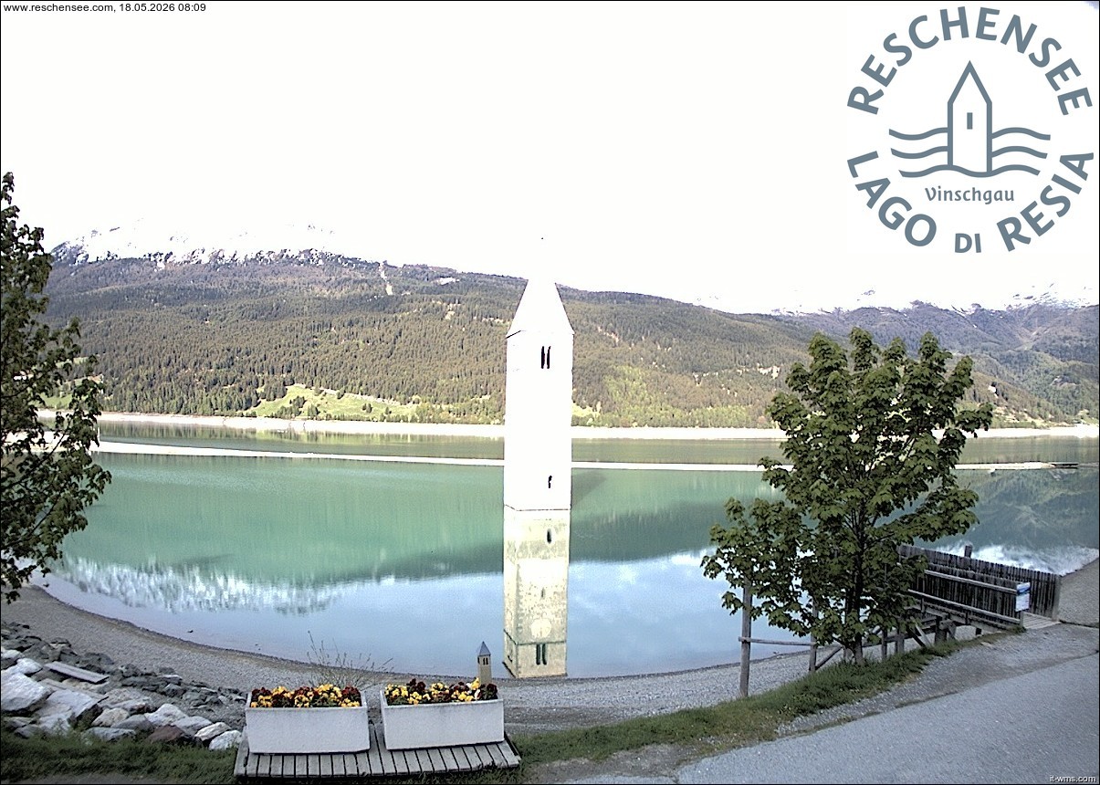 Archiv Foto Webcam Reschensee mit versunkenem Turm