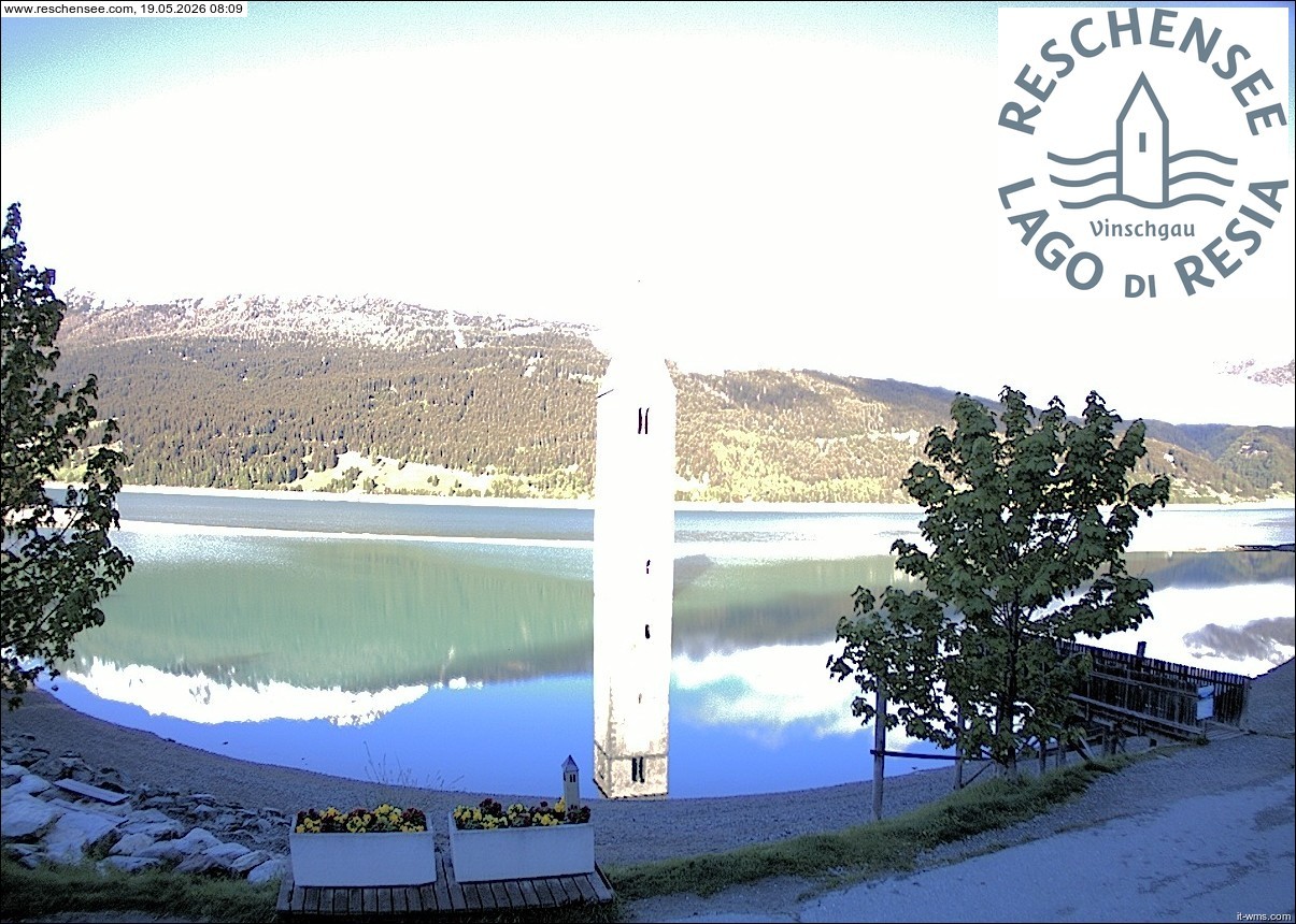 Archiv Foto Webcam Reschensee mit versunkenem Turm
