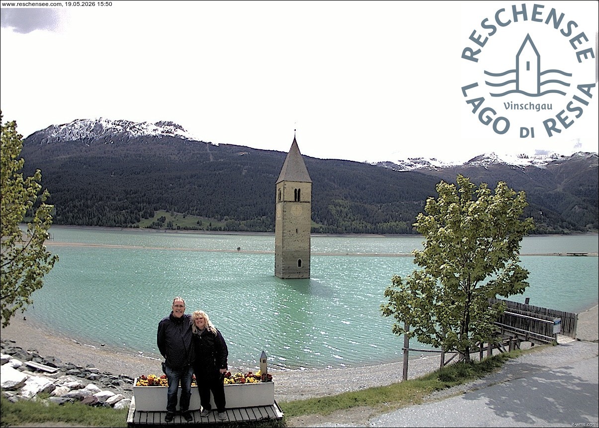 Archiv Foto Webcam Reschensee mit versunkenem Turm