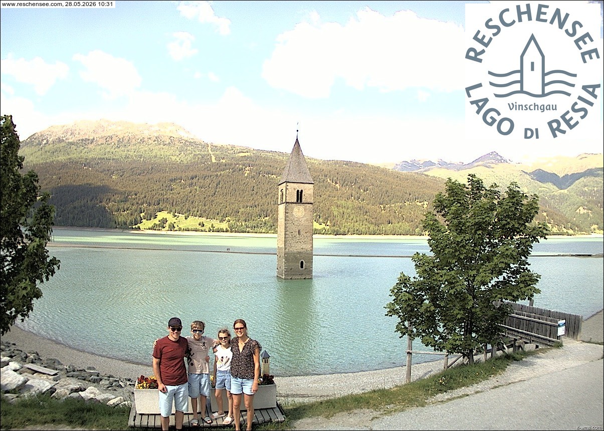 Archiv Foto Webcam Reschensee mit versunkenem Turm