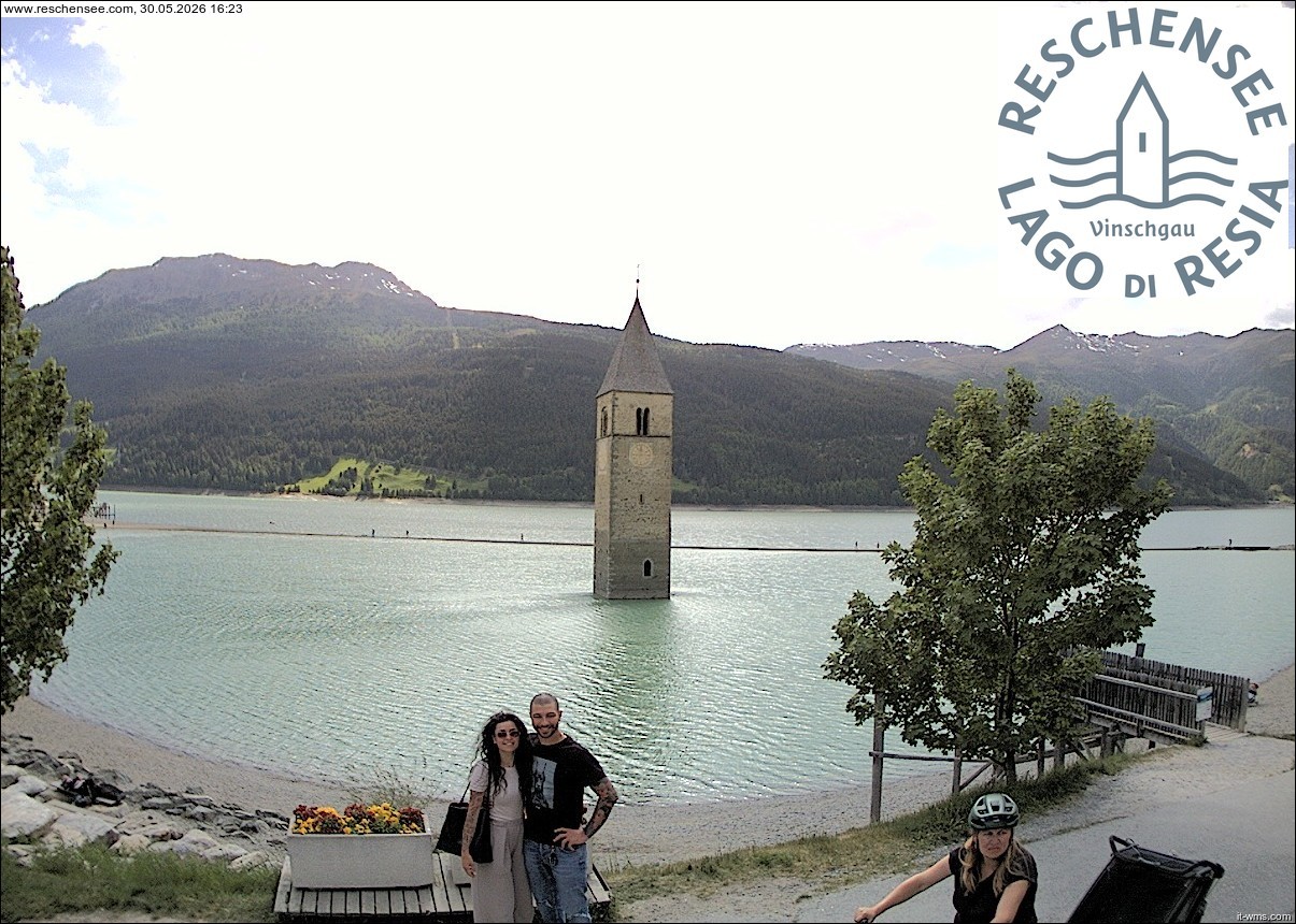 Archiv Foto Webcam Reschensee mit versunkenem Turm