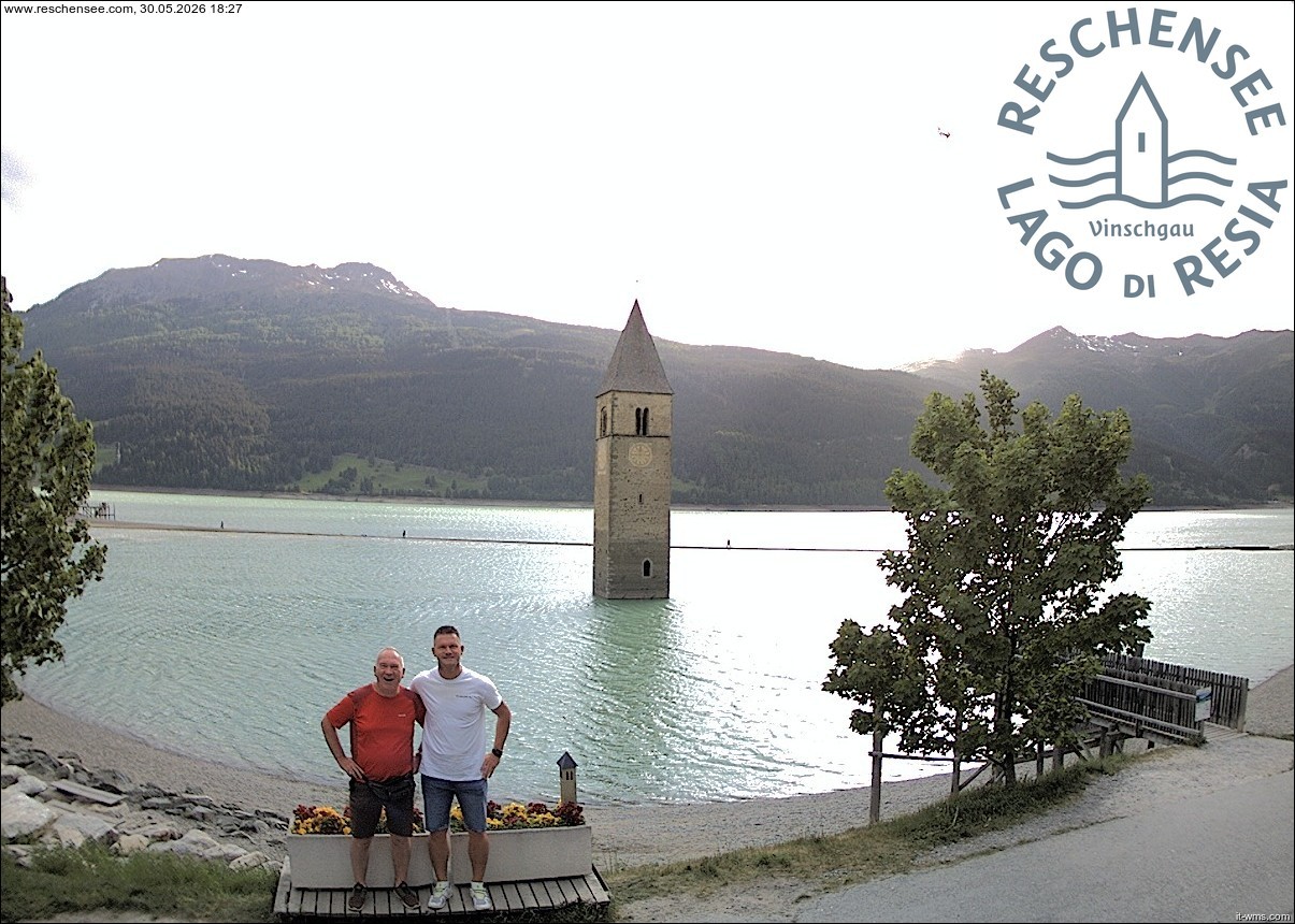Archiv Foto Webcam Reschensee mit versunkenem Turm