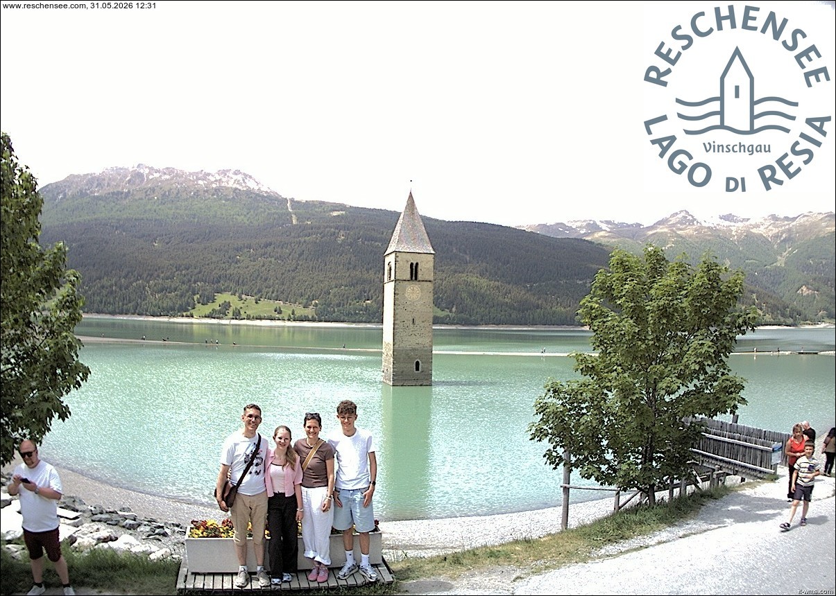 Archiv Foto Webcam Reschensee mit versunkenem Turm