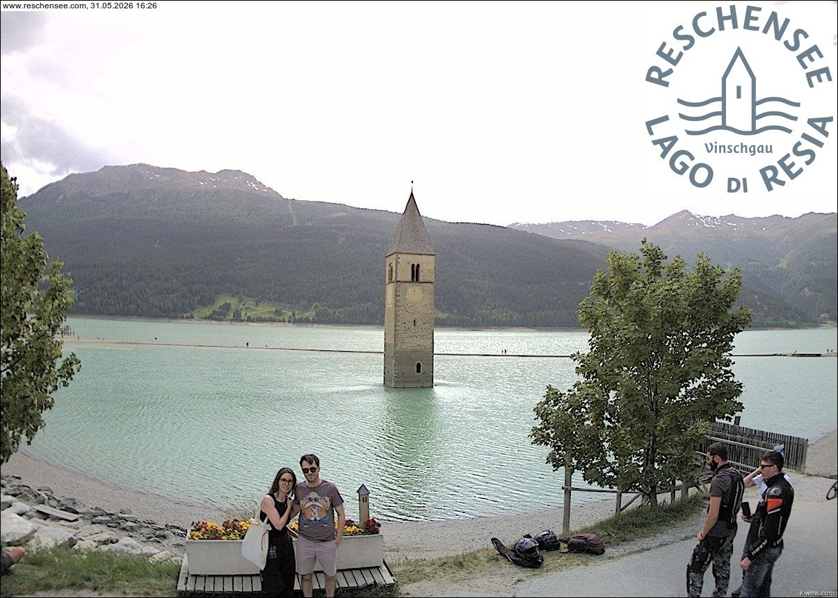 Archiv Foto Webcam Reschensee mit versunkenem Turm