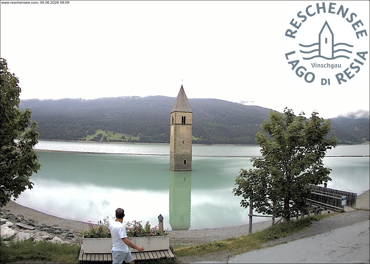 Archiv Foto Webcam Reschensee mit versunkenem Turm