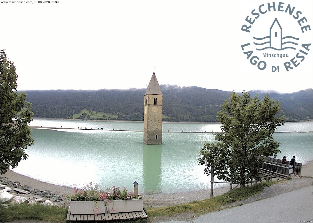 Archiv Foto Webcam Reschensee mit versunkenem Turm