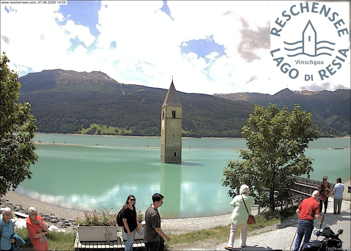 Archived image Webcam Lake Resia and the symbol of Venosta Valley