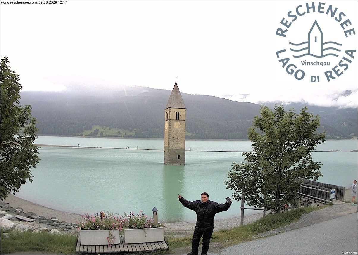 Archiv Foto Webcam Reschensee mit versunkenem Turm