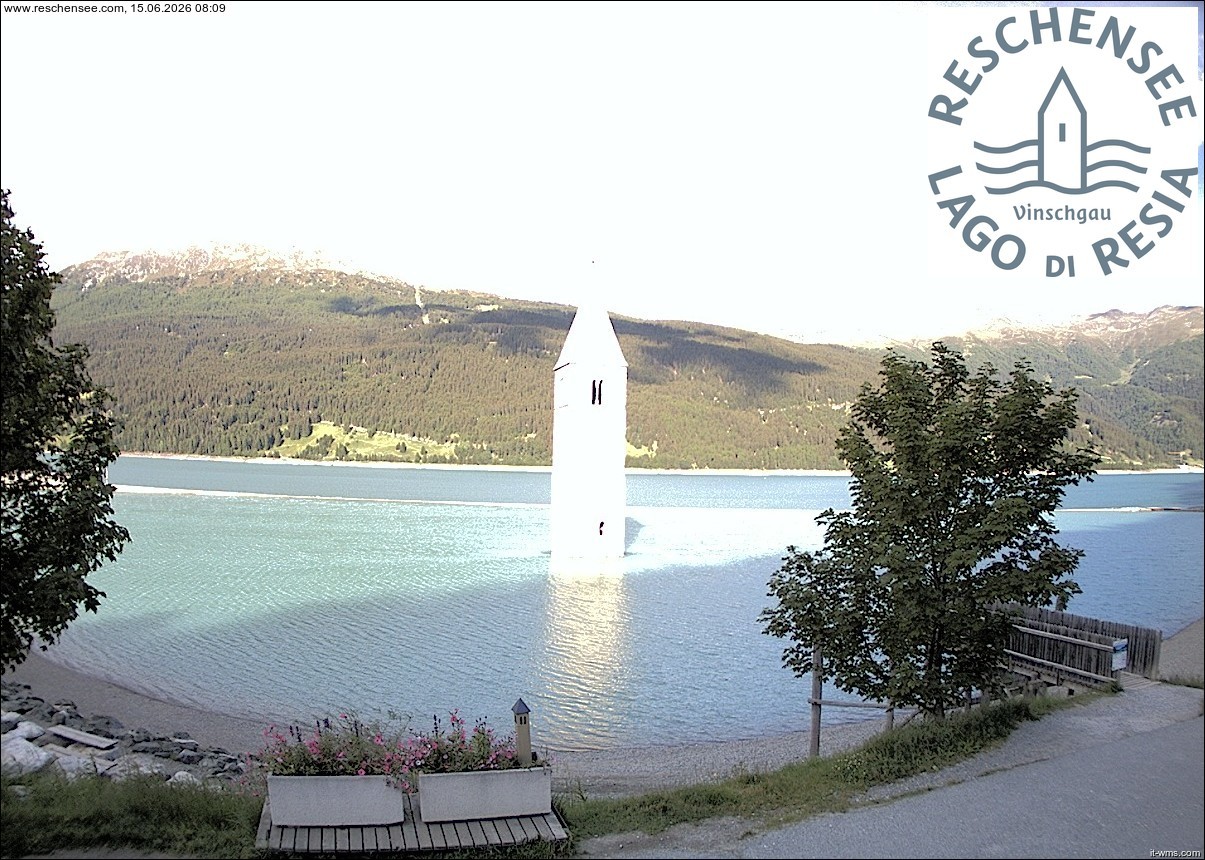 Archived image Webcam Lake Resia and the symbol of Venosta Valley