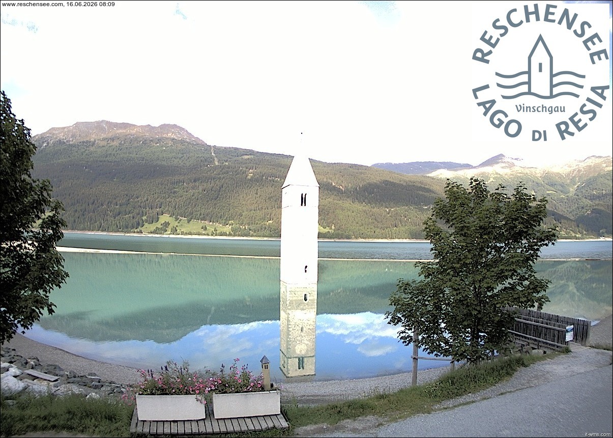 Archived image Webcam Lake Resia and the symbol of Venosta Valley