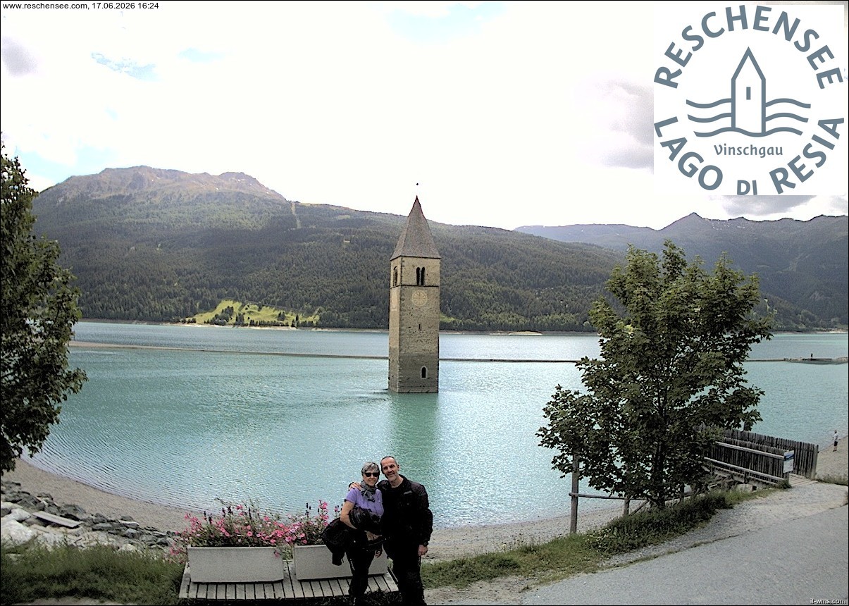 Archived image Webcam Lake Resia and the symbol of Venosta Valley