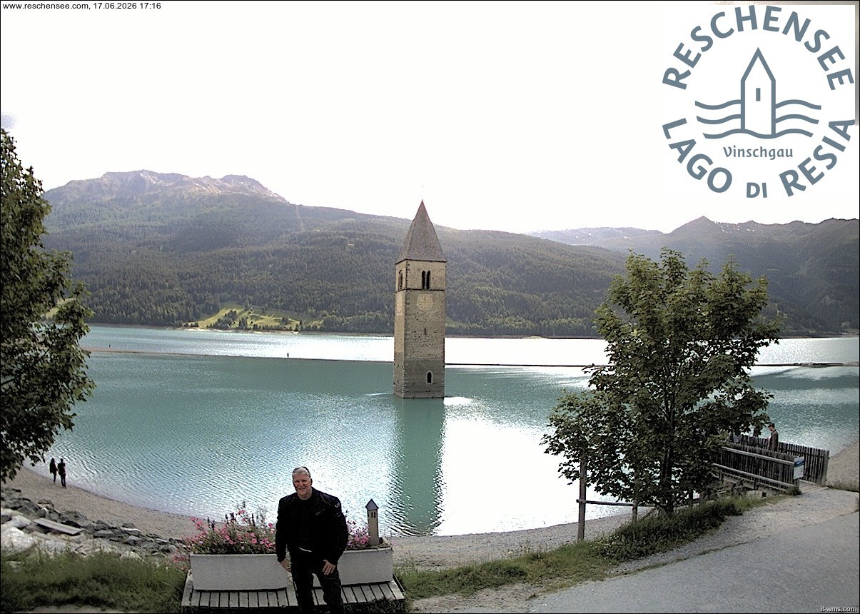 Archiv Foto Webcam Reschensee mit versunkenem Turm