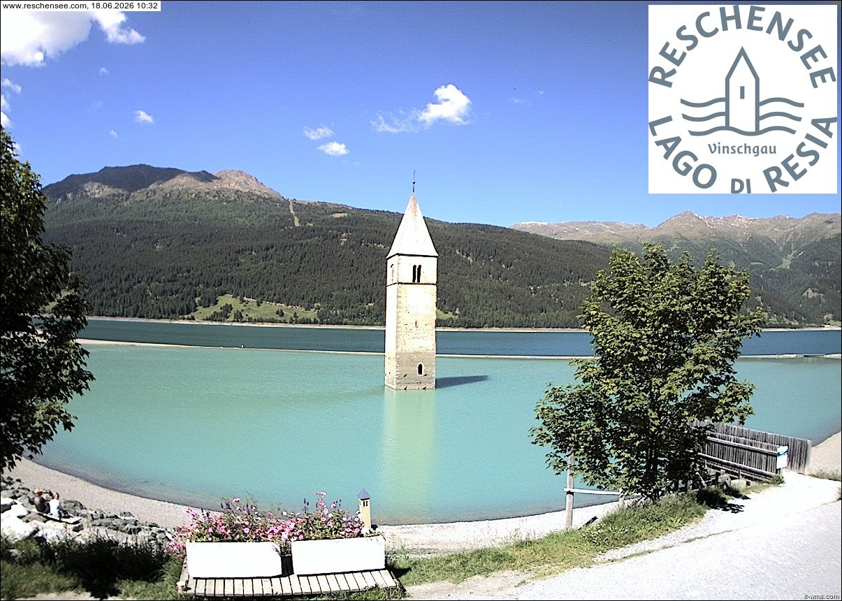 Archived image Webcam Lake Resia and the symbol of Venosta Valley