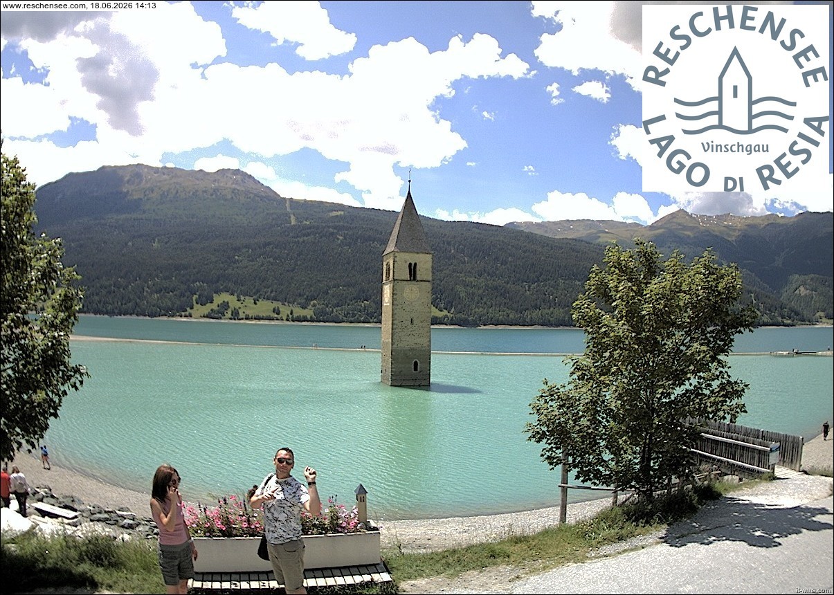 Archived image Webcam Lake Resia and the symbol of Venosta Valley