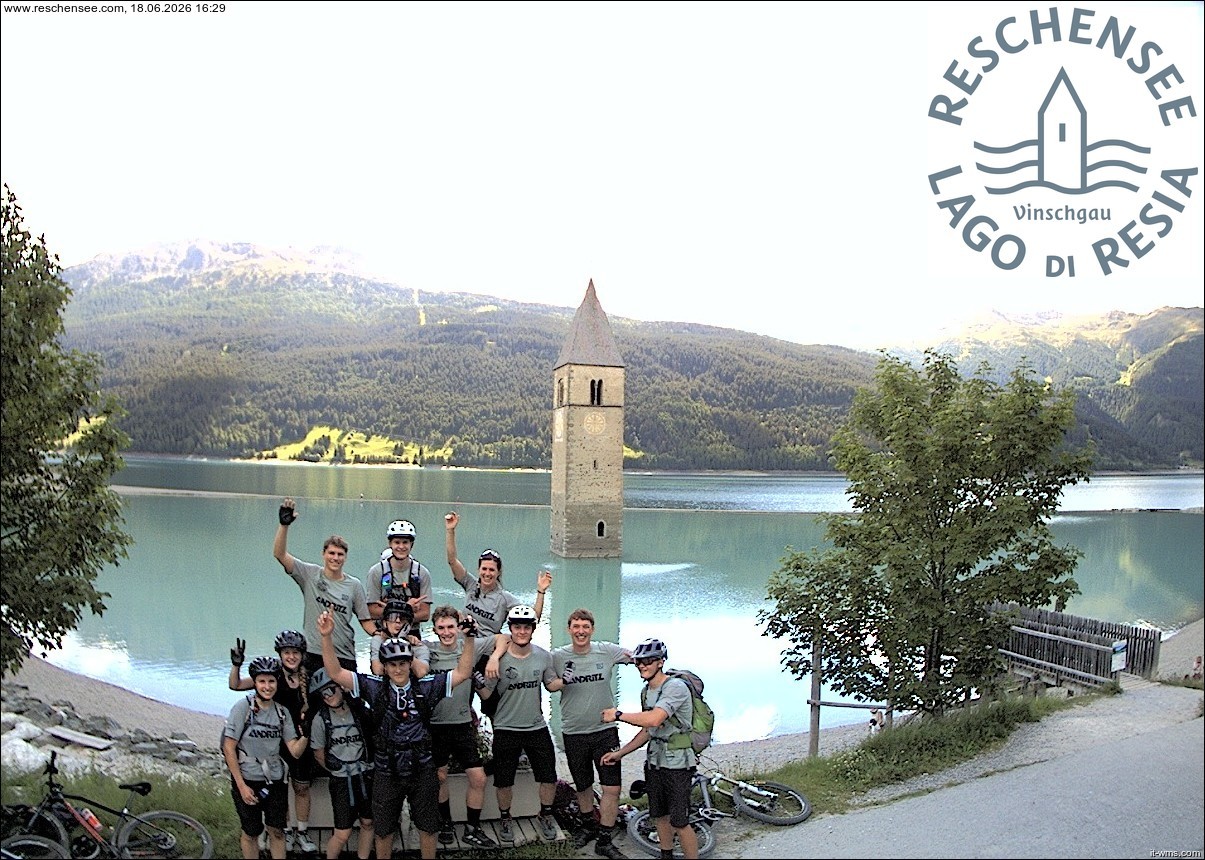 Archived image Webcam Lake Resia and the symbol of Venosta Valley