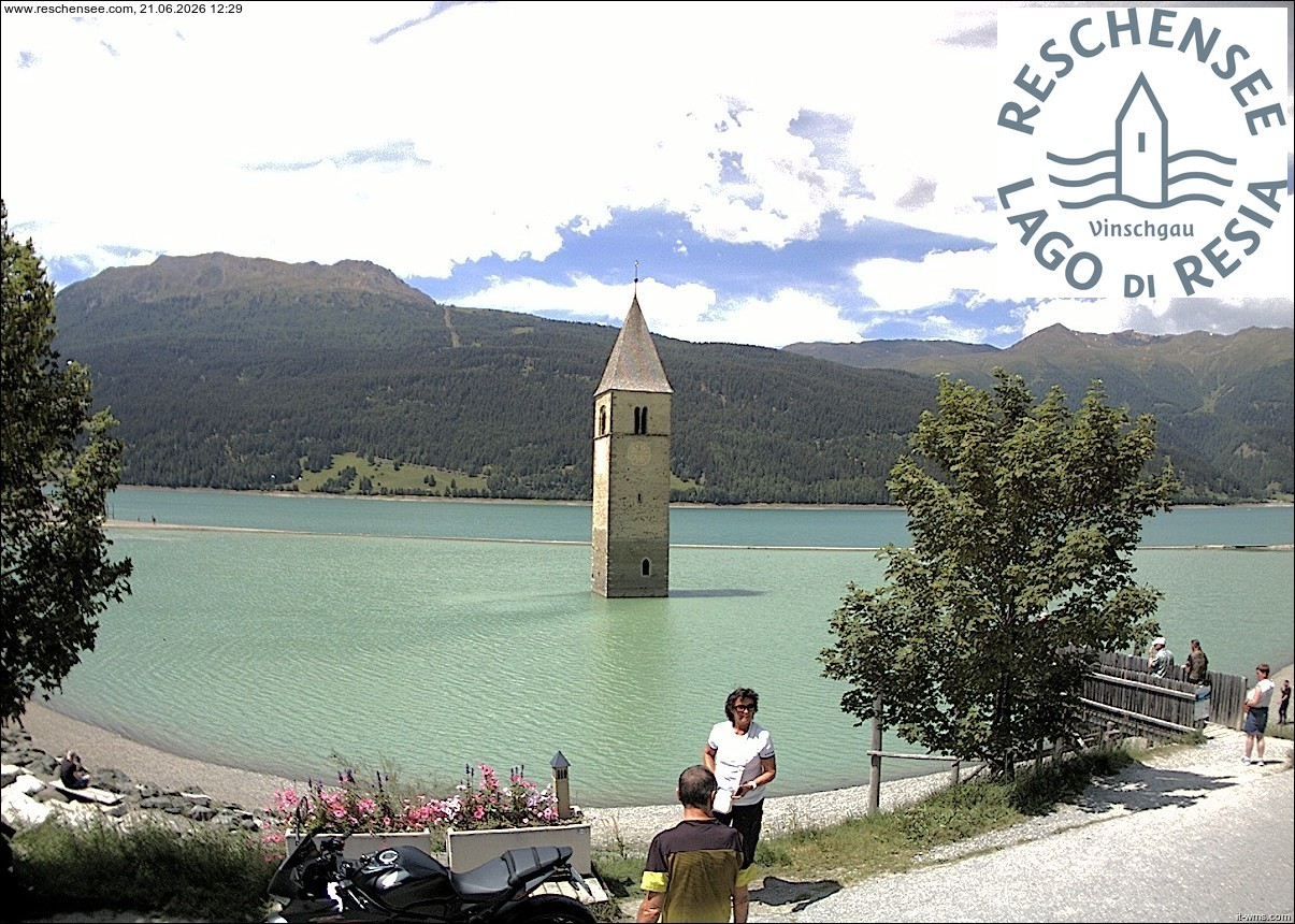 Archiv Foto Webcam Reschensee mit versunkenem Turm