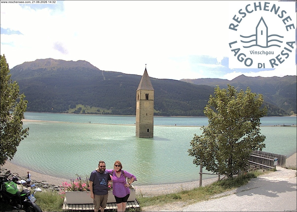 Archiv Foto Webcam Reschensee mit versunkenem Turm