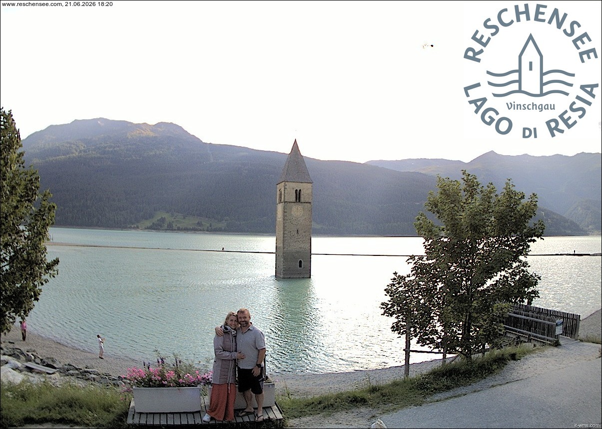 Archiv Foto Webcam Reschensee mit versunkenem Turm