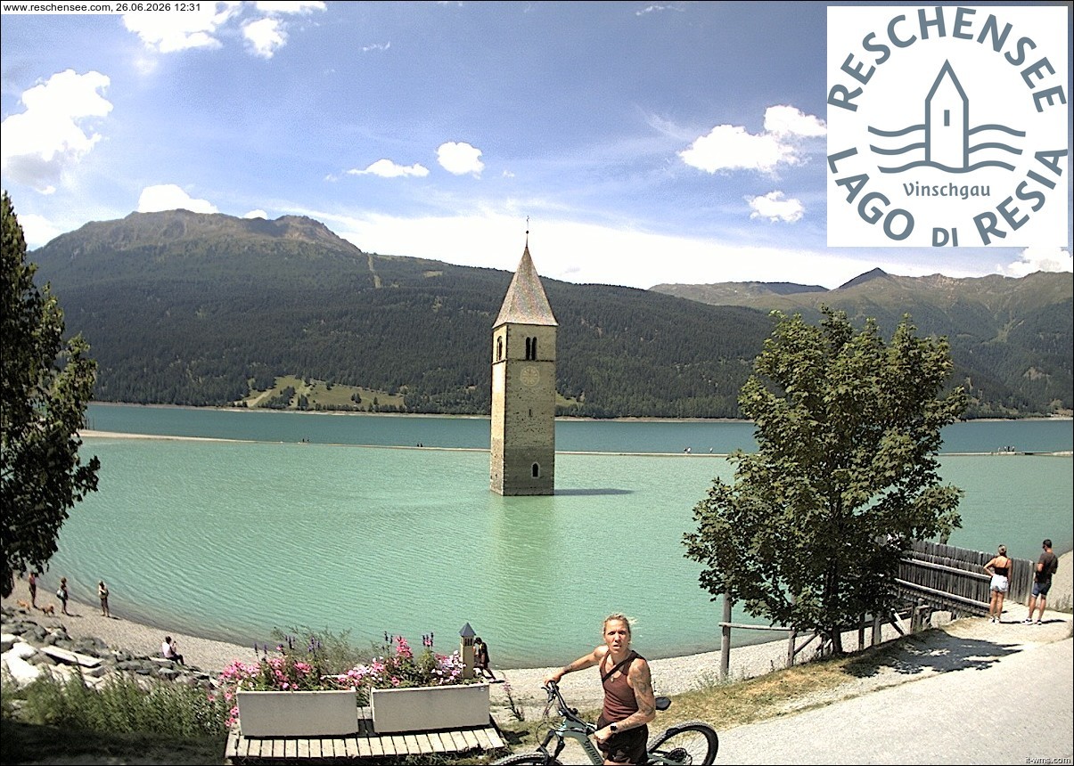 Archiv Foto Webcam Reschensee mit versunkenem Turm