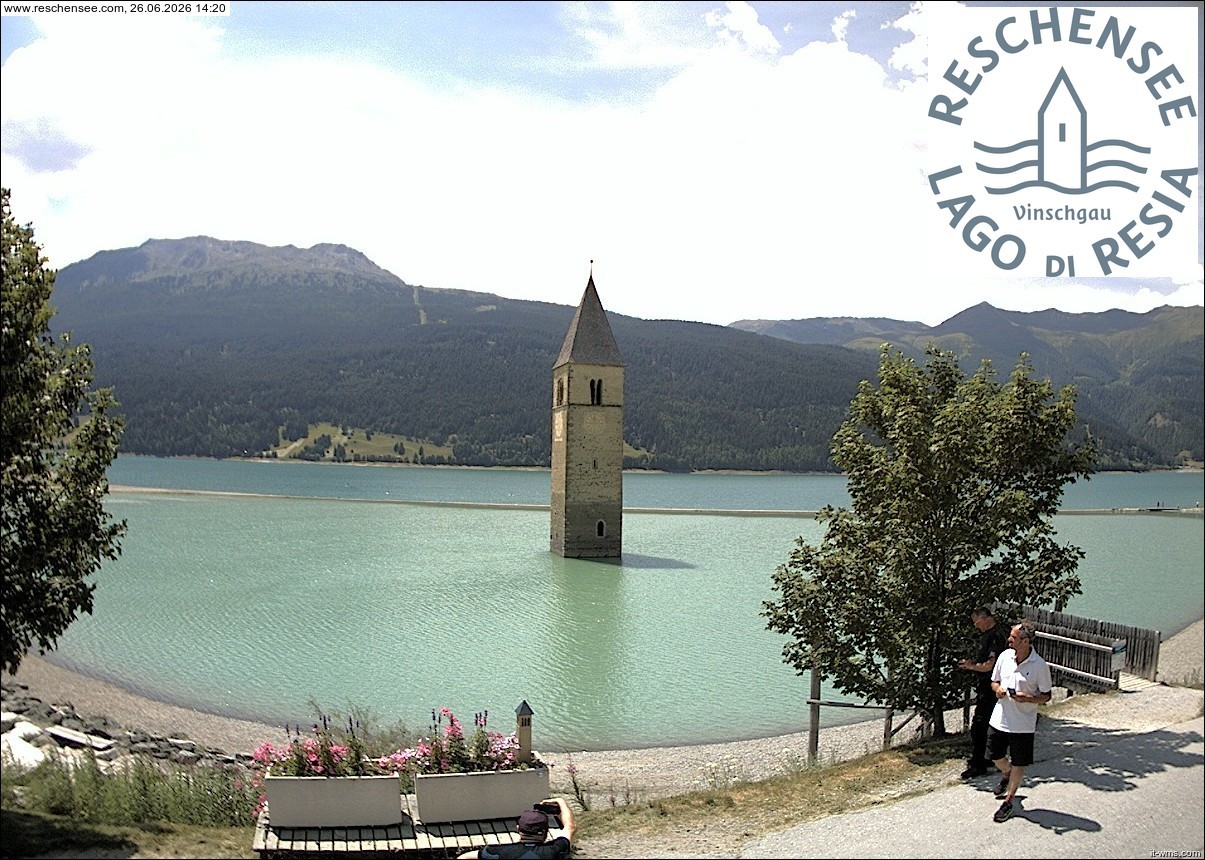 Archiv Foto Webcam Reschensee mit versunkenem Turm