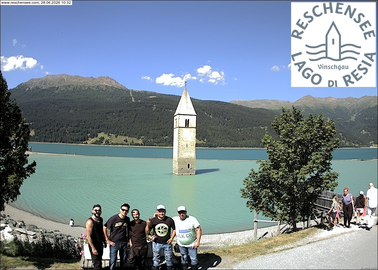 Archiv Foto Webcam Reschensee mit versunkenem Turm