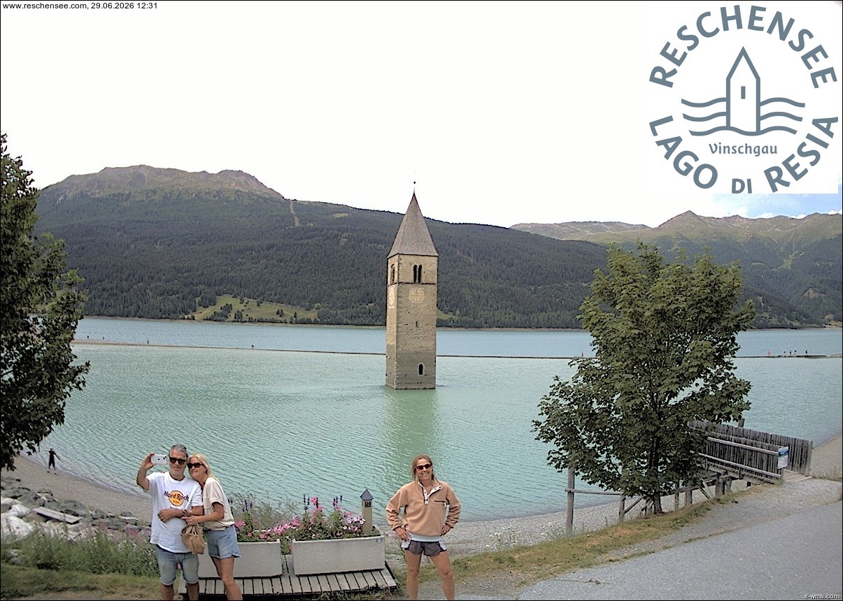 Archived image Webcam Lake Resia and the symbol of Venosta Valley