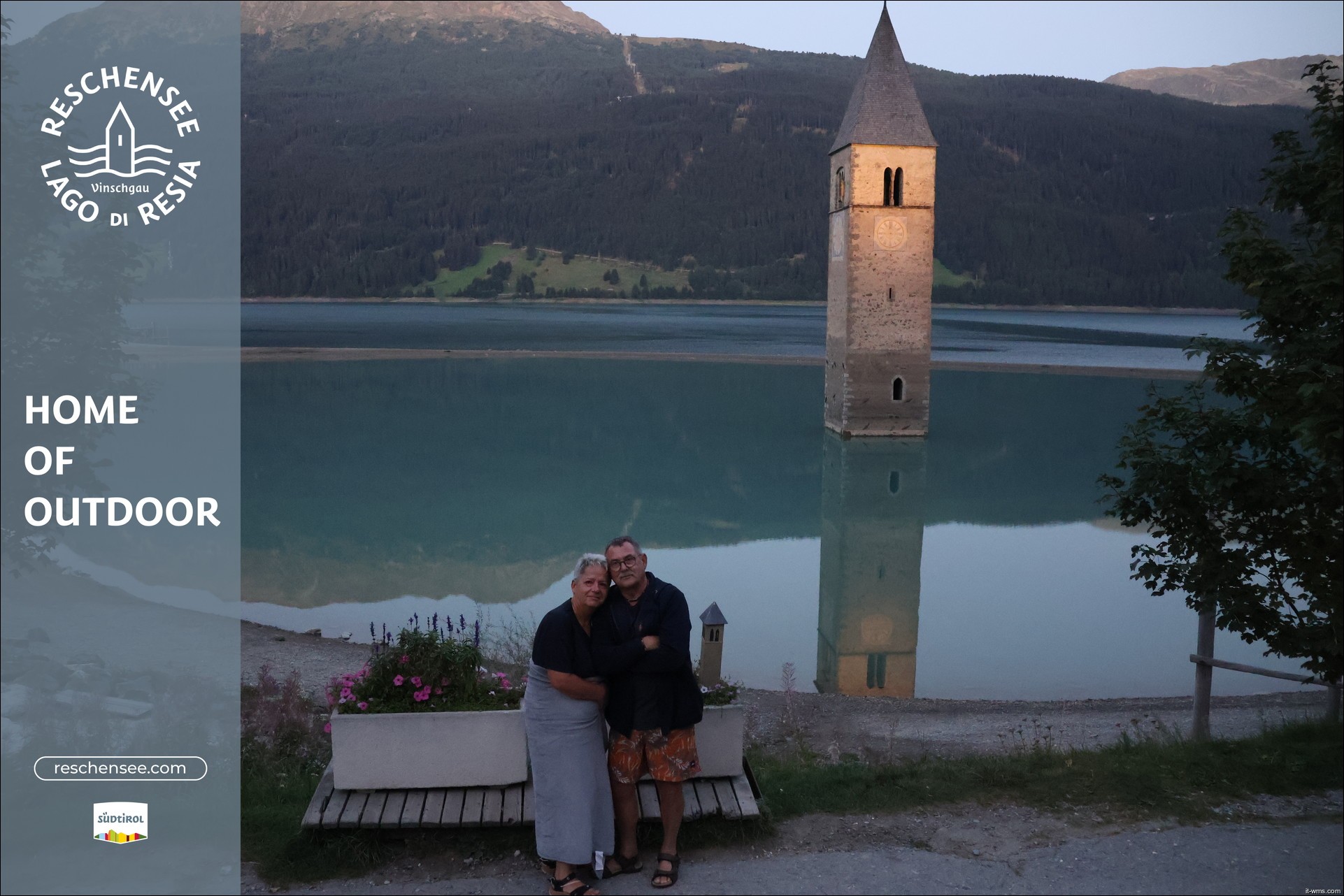 Archiv Foto Webcam Reschensee mit versunkenem Turm