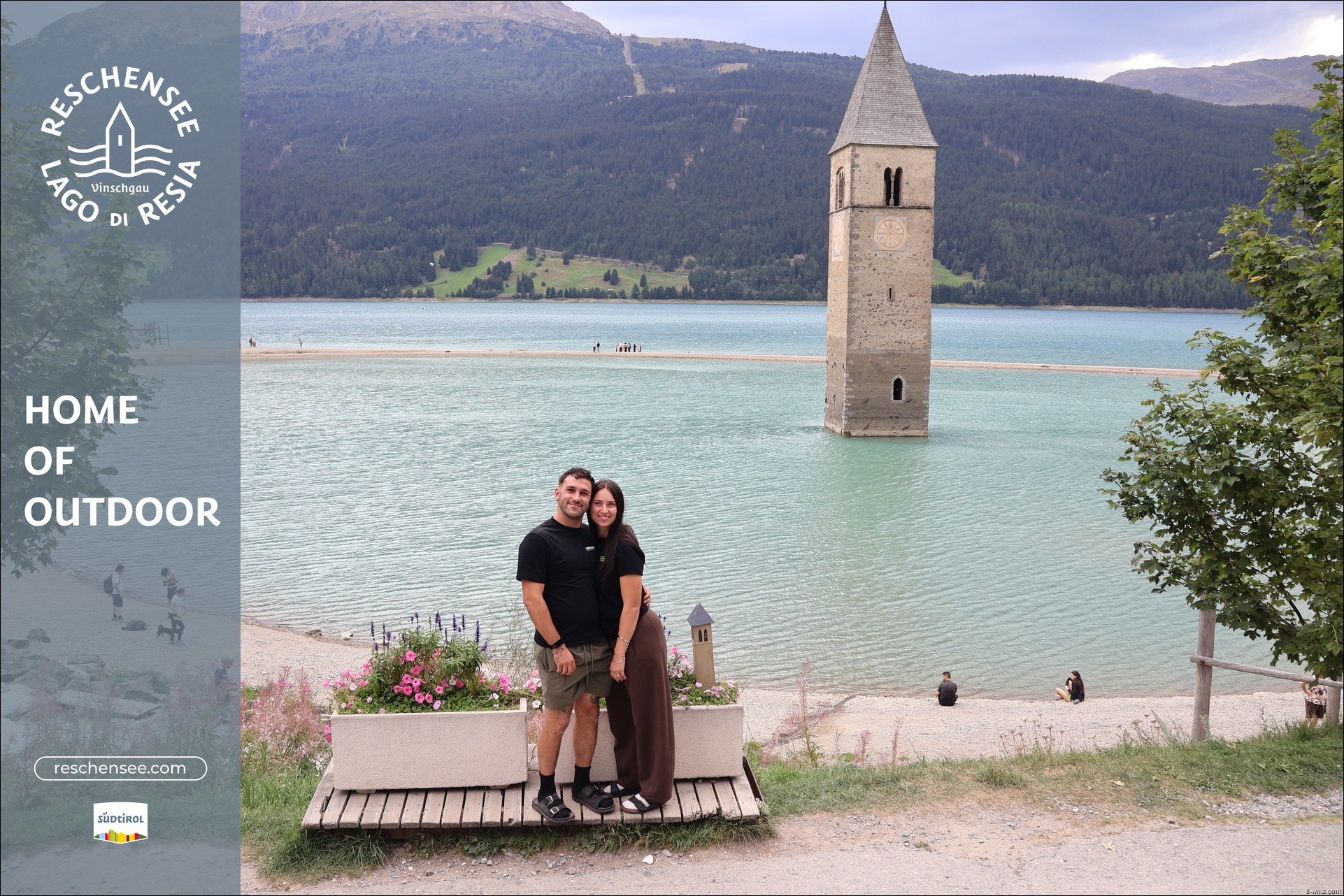 Archived image Webcam Lake Resia and the symbol of Venosta Valley
