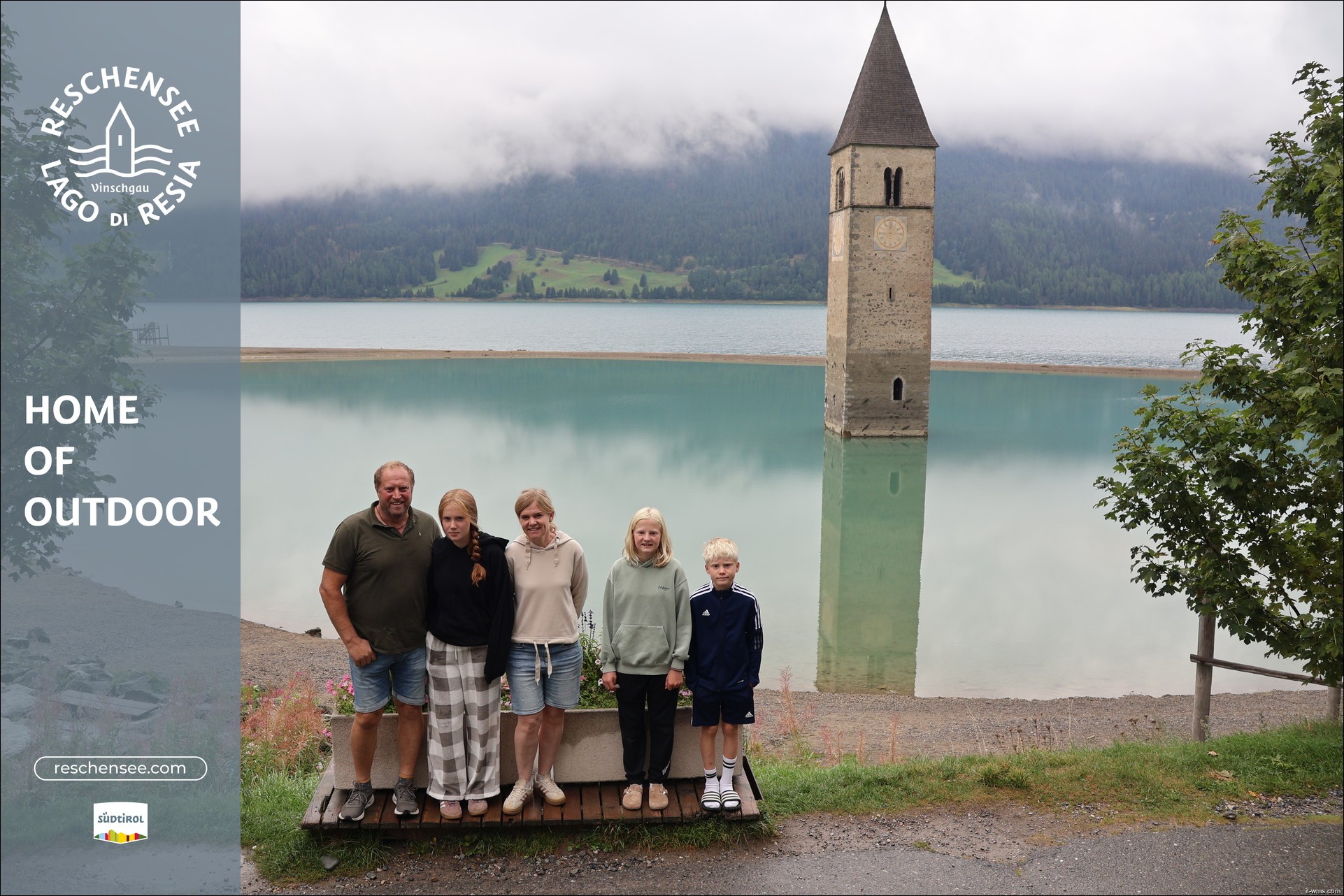 Archiv Foto Webcam Reschensee mit versunkenem Turm