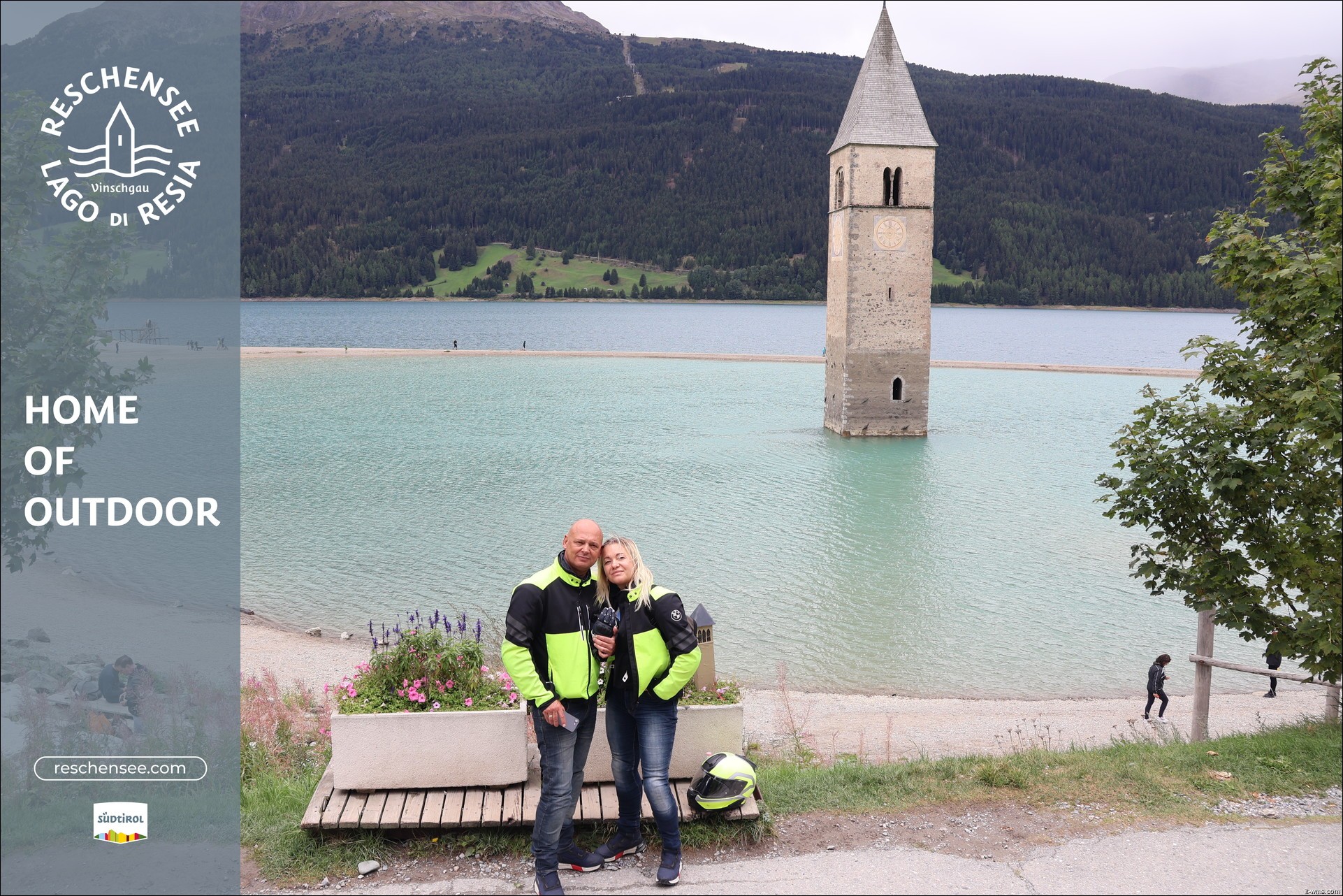 Archiv Foto Webcam Reschensee mit versunkenem Turm