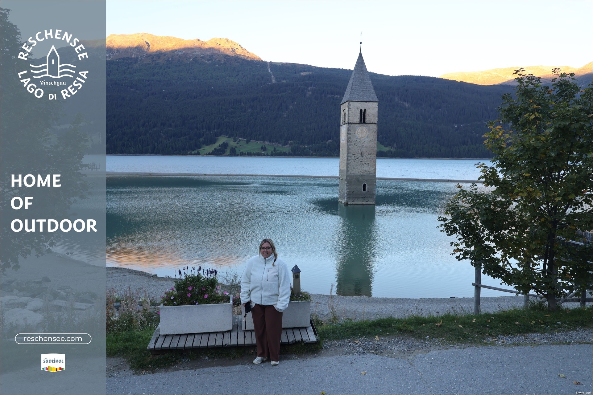 Archiv Foto Webcam Reschensee mit versunkenem Turm