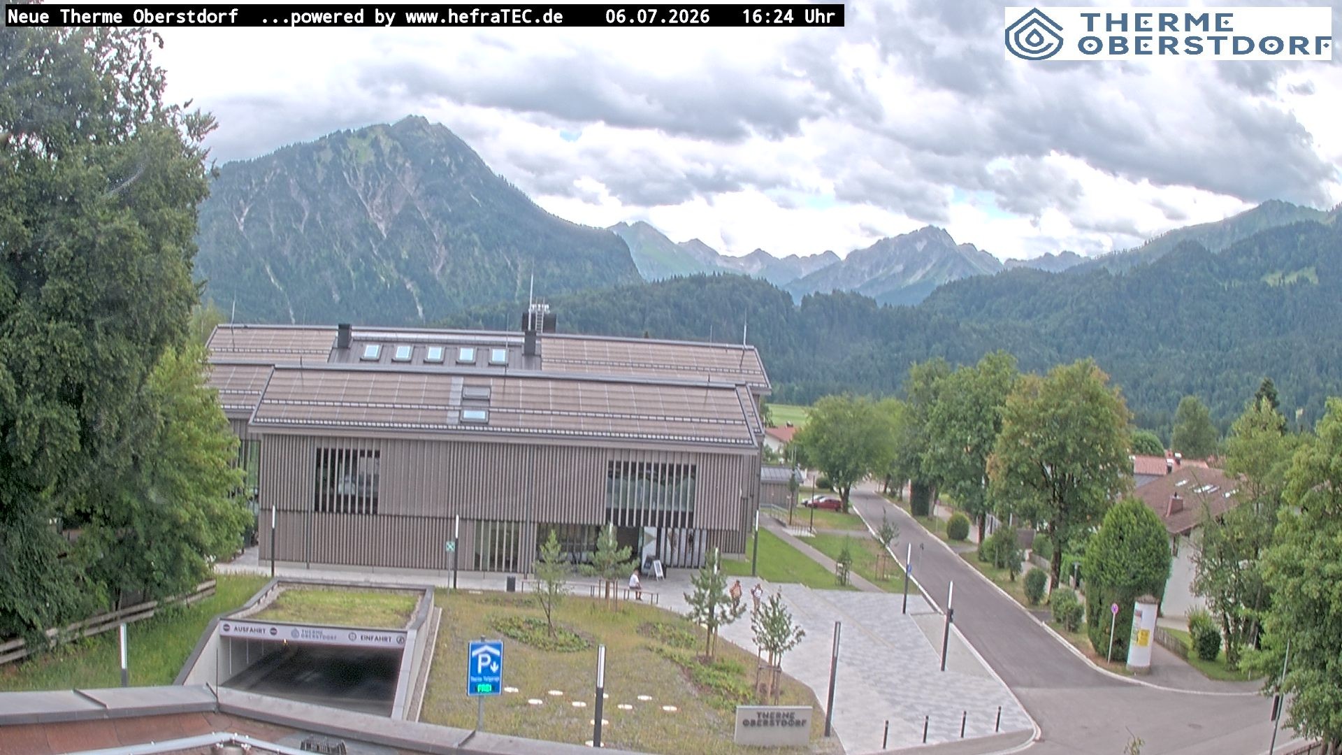 Archived image Webcam Tourist Information Oberstdorf Haus