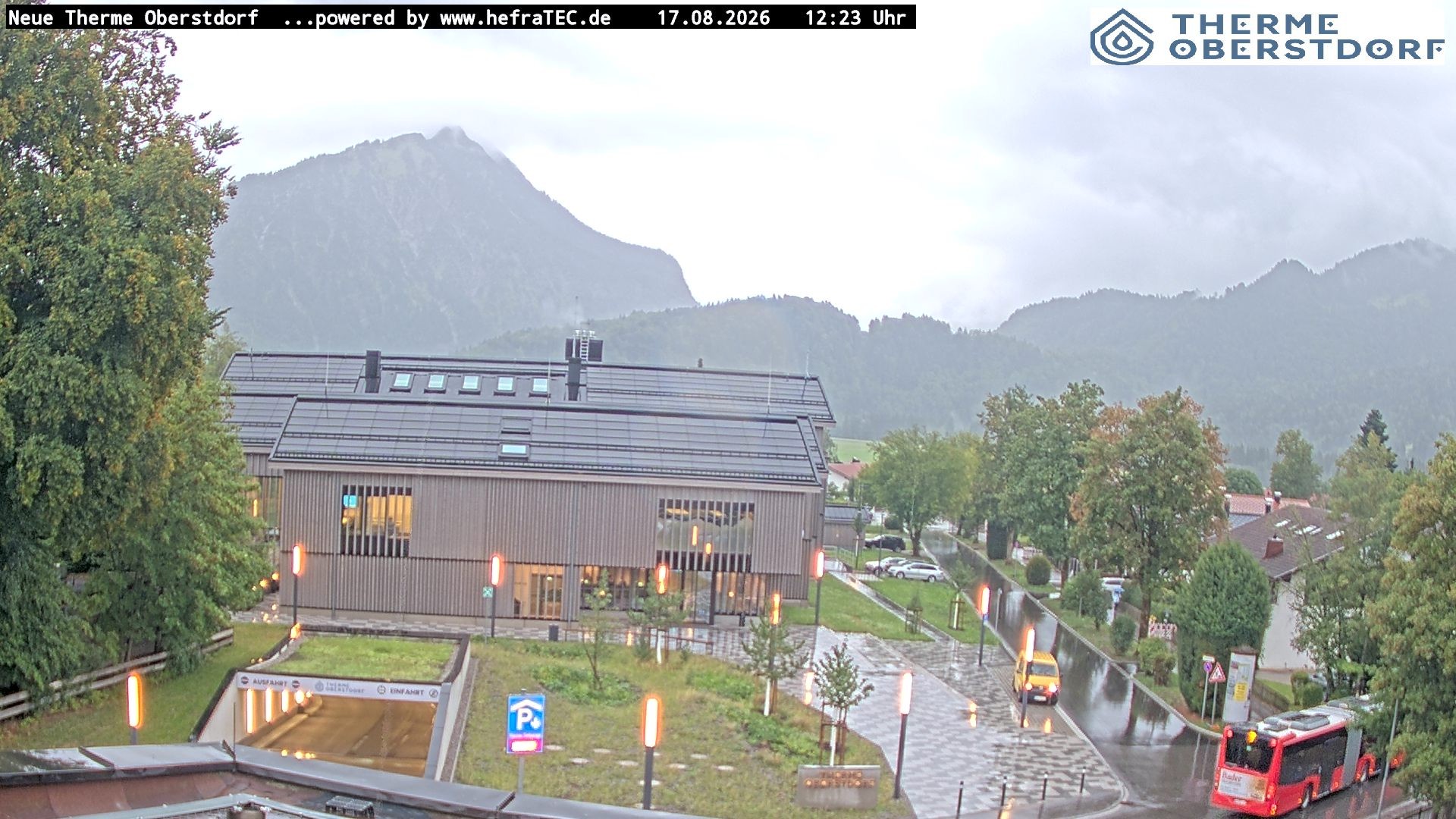 Archiv Foto Webcam Touristinformation Oberstdorf Haus