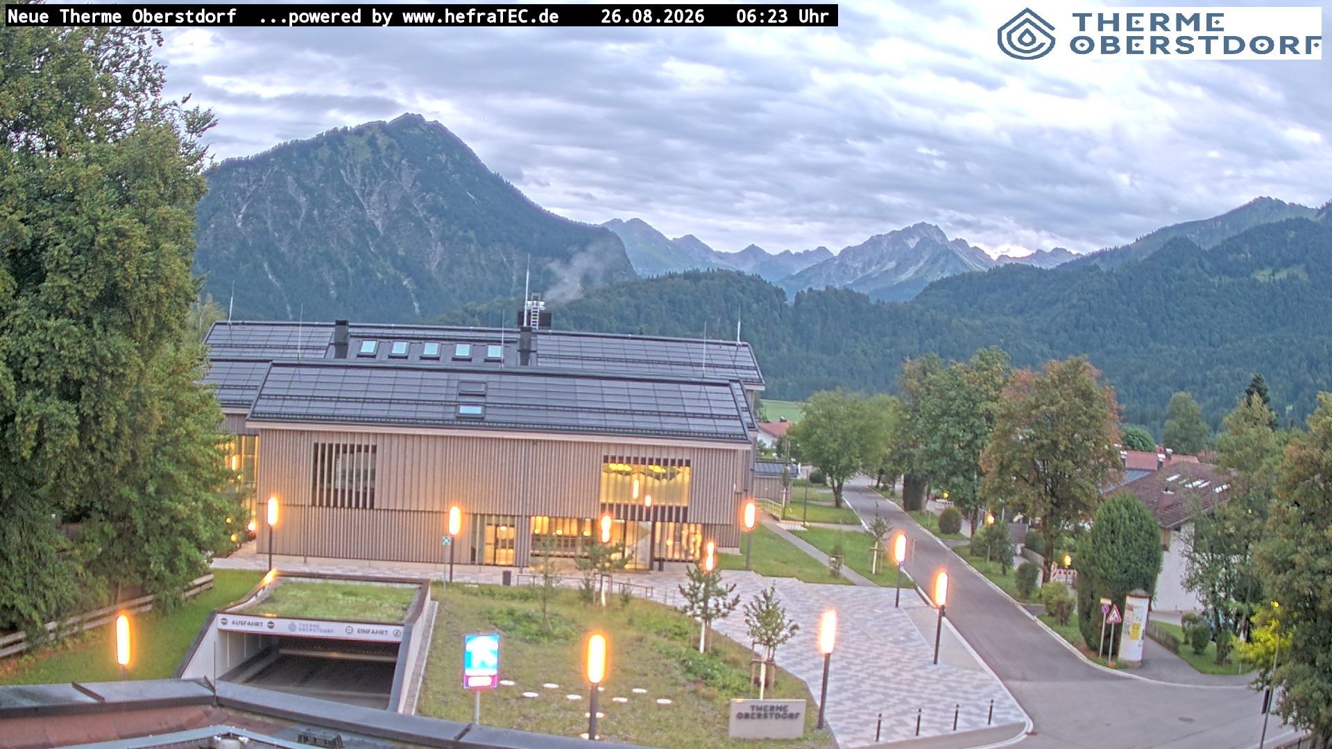 Archived image Webcam Tourist Information Oberstdorf Haus