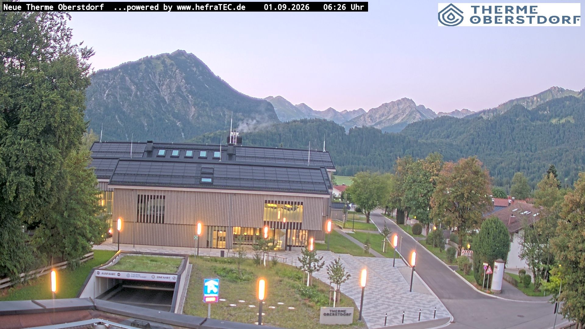 Archived image Webcam Tourist Information Oberstdorf Haus