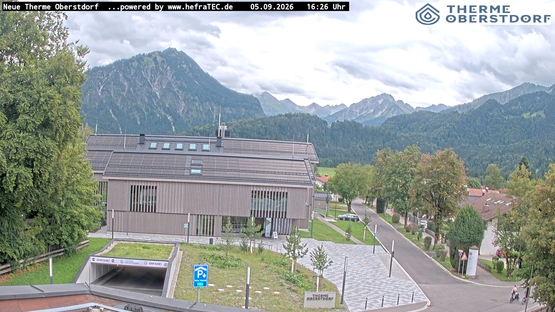 Archived image Webcam Tourist Information Oberstdorf Haus