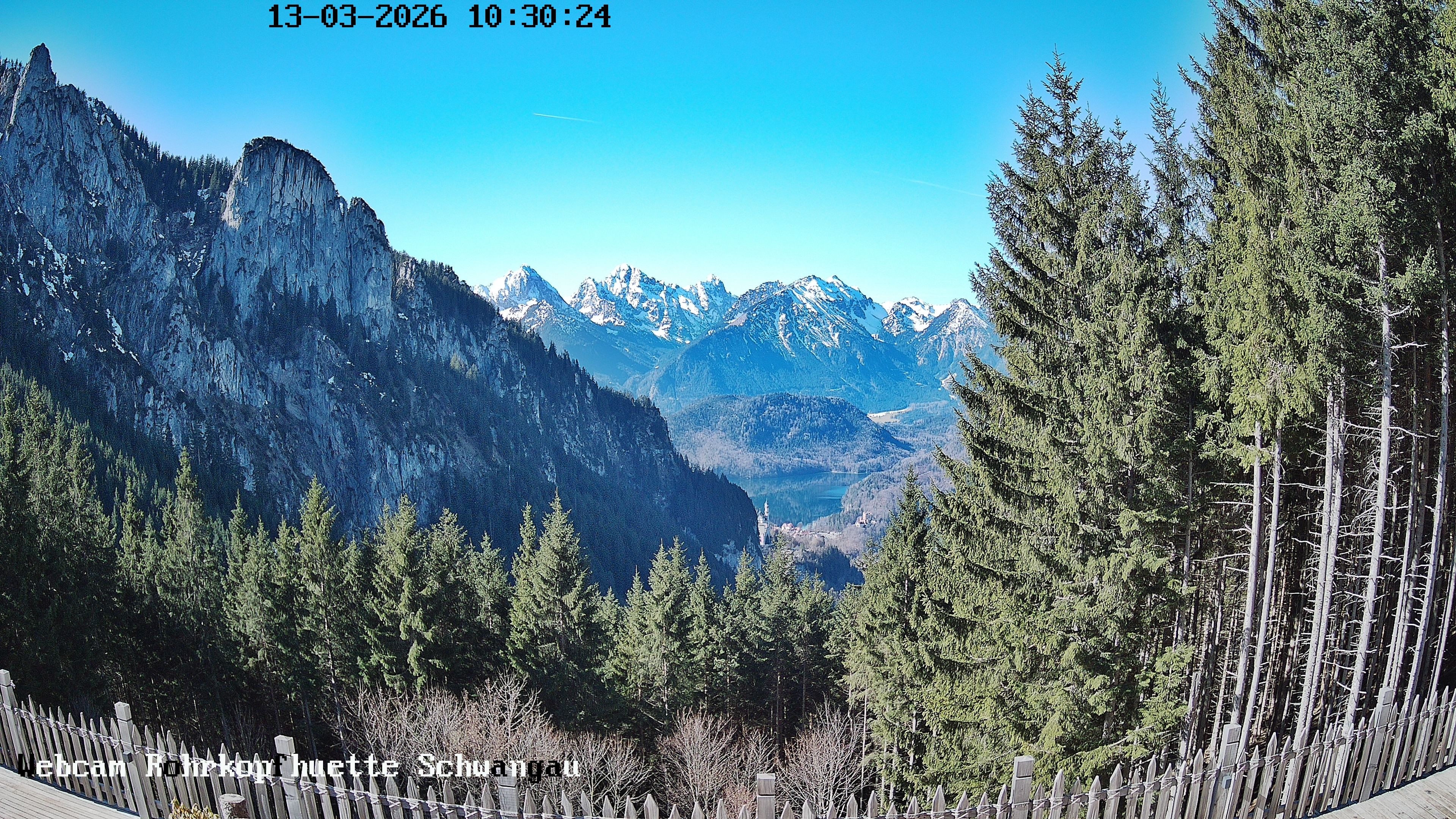 Archived image Webcam Panoramic sight of the Rohrkopfhütte